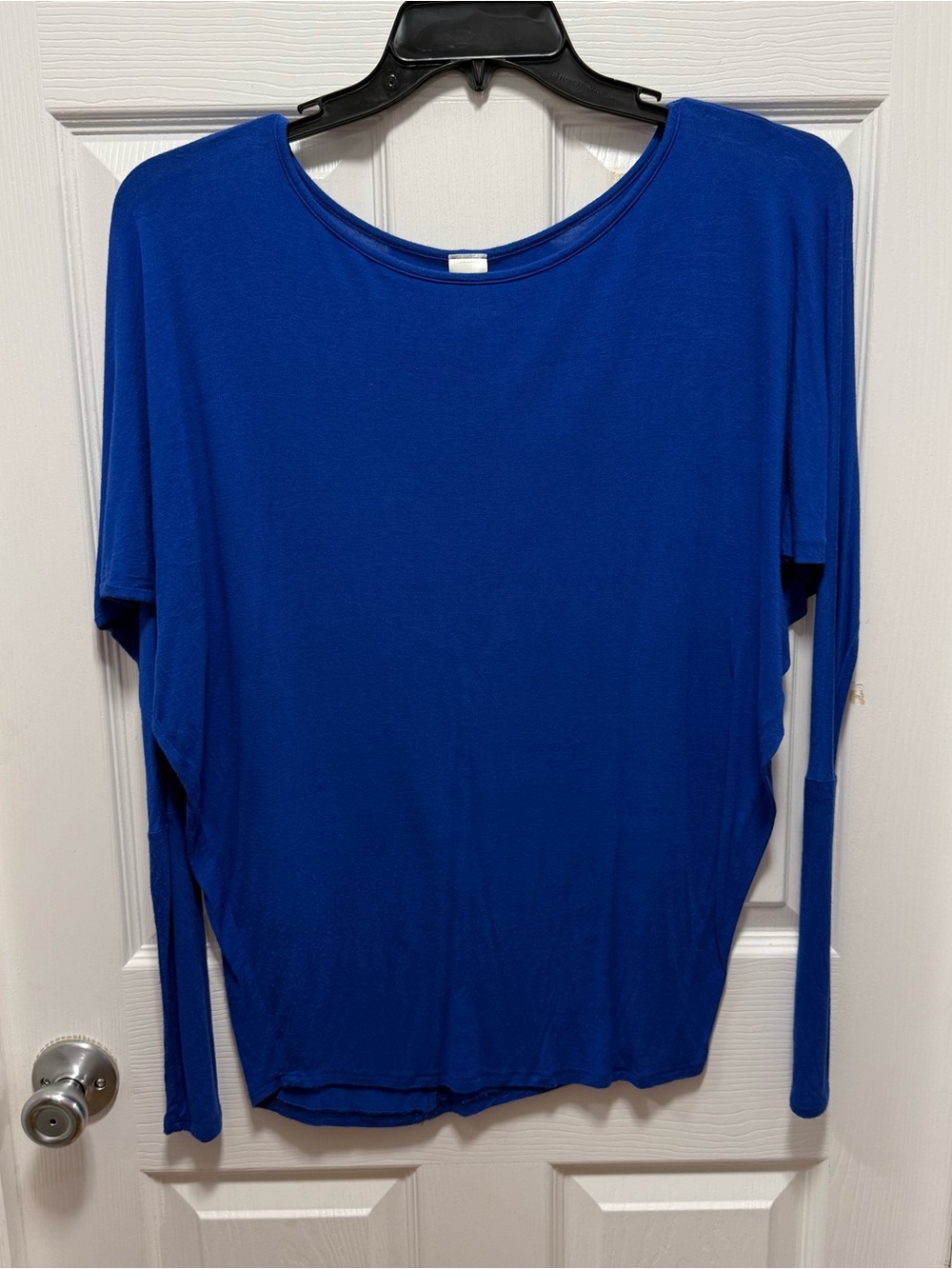 Women's Long Sleeve Crewneck Top in Cobalt Blue